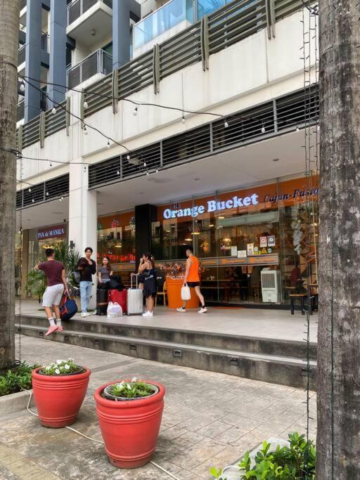 Lovely Unit With Free Wi-Fi & Netflix I Across Naia T3 Airport Манила Экстерьер фото