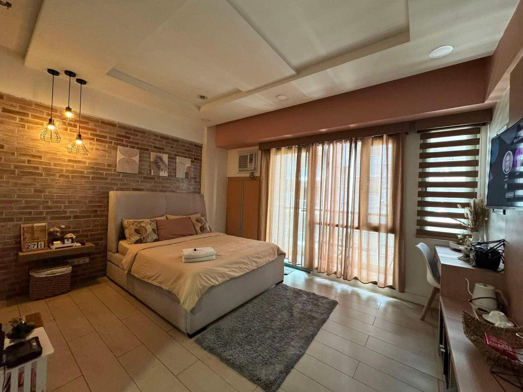 Lovely Unit With Free Wi-Fi & Netflix I Across Naia T3 Airport Манила Экстерьер фото